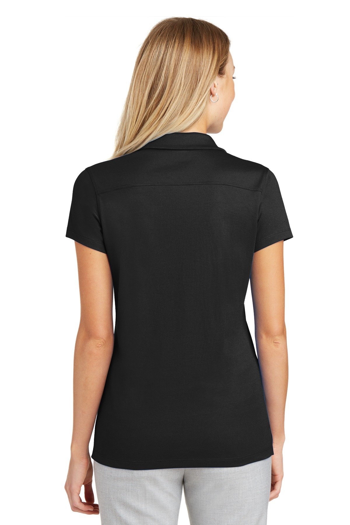 L573_black_model_back_042015